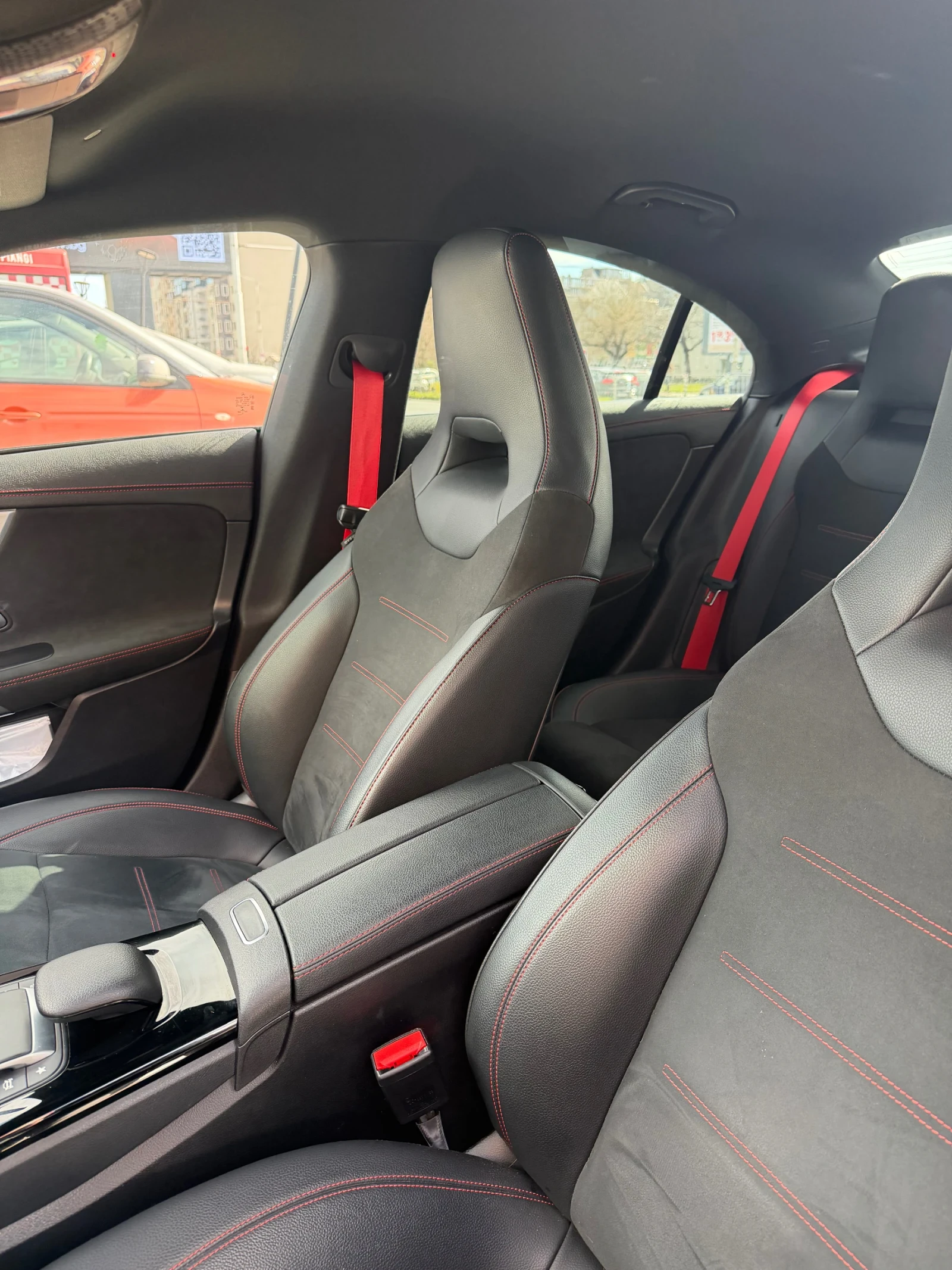 Mercedes-Benz CLA 250 е AMG, снимка 6 - Автомобили и джипове - 53747450