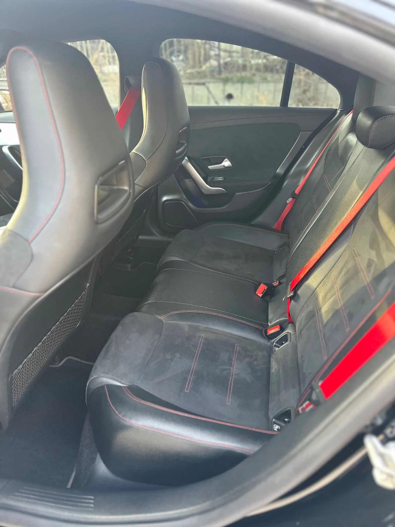 Mercedes-Benz CLA 250 е AMG, снимка 12 - Автомобили и джипове - 53747450