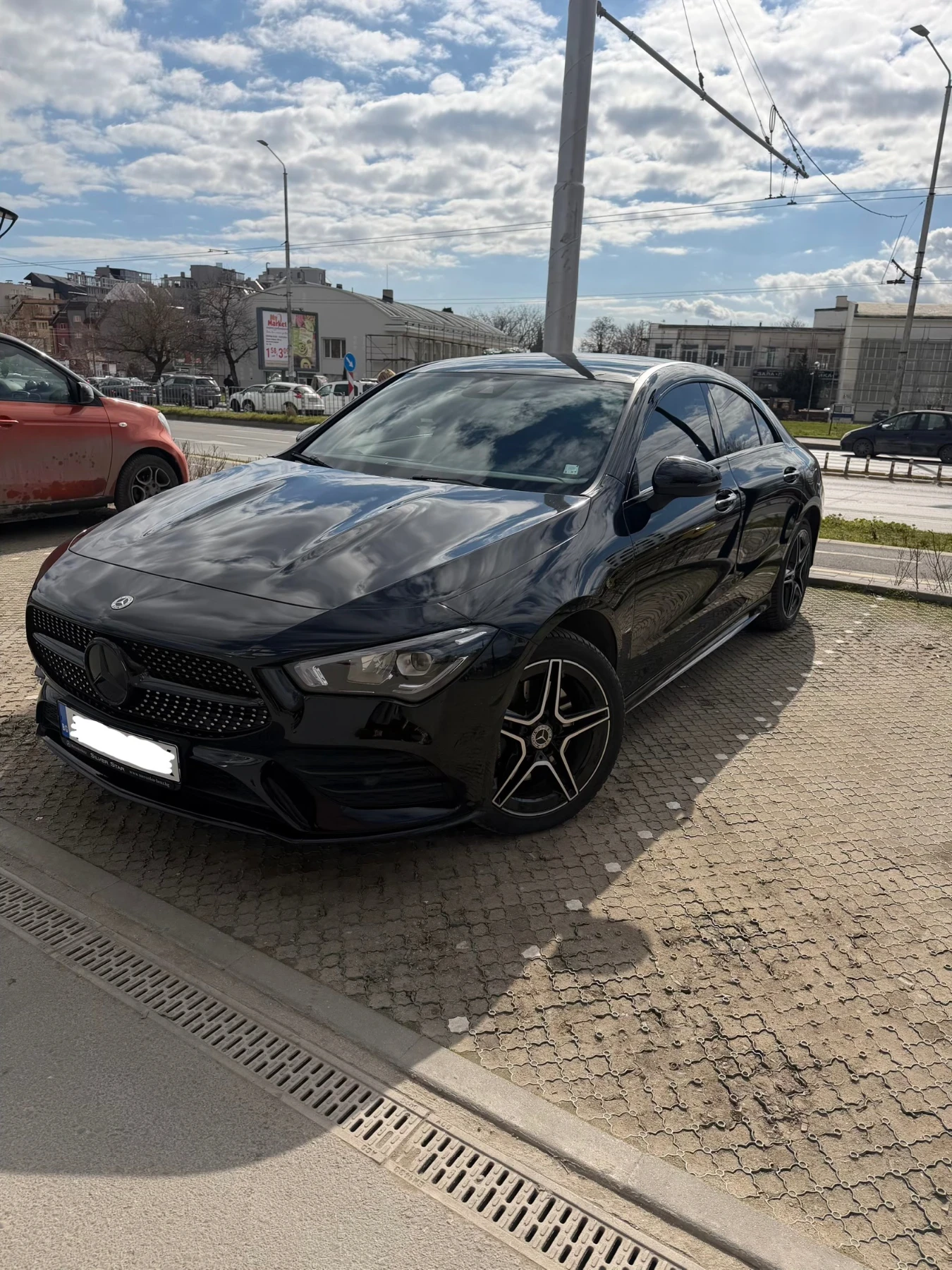 Mercedes-Benz CLA 250 е AMG
