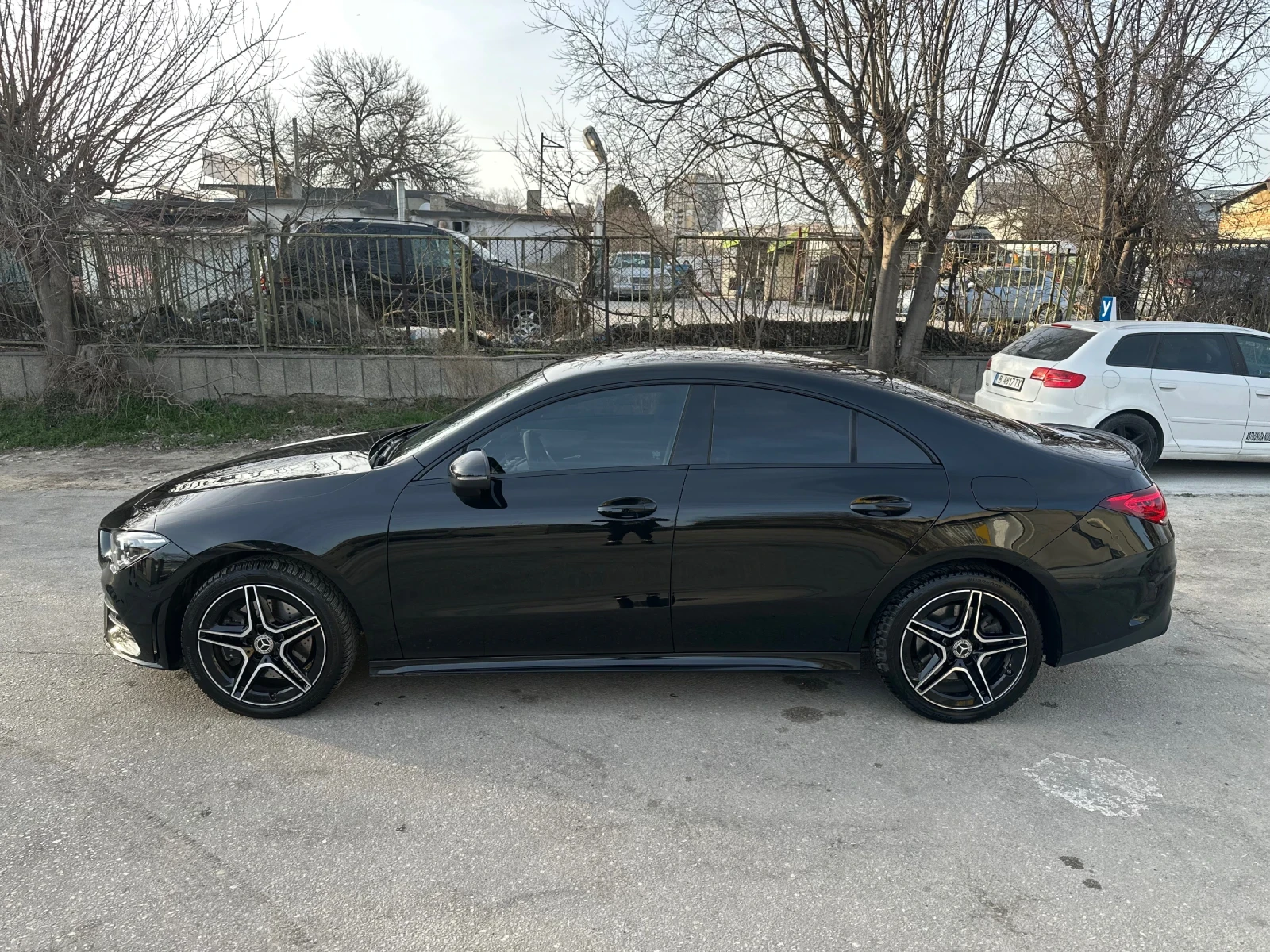 Mercedes-Benz CLA 250 е AMG, снимка 5 - Автомобили и джипове - 53747450