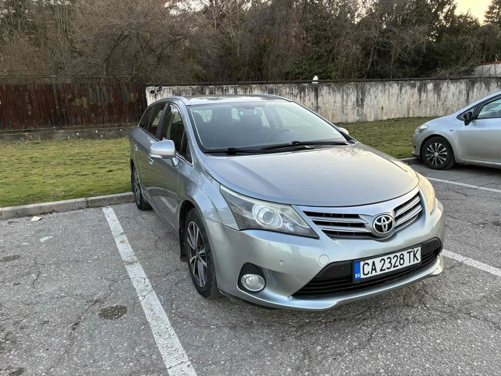 Toyota Avensis 2.2 D4-D, снимка 3 - Автомобили и джипове - 53963459