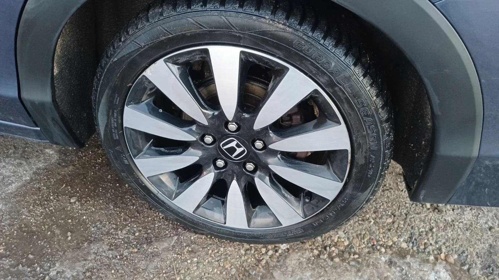 Honda Civic 1.8 I- VTEC Tourer Facelift , снимка 12 - Автомобили и джипове - 53969422