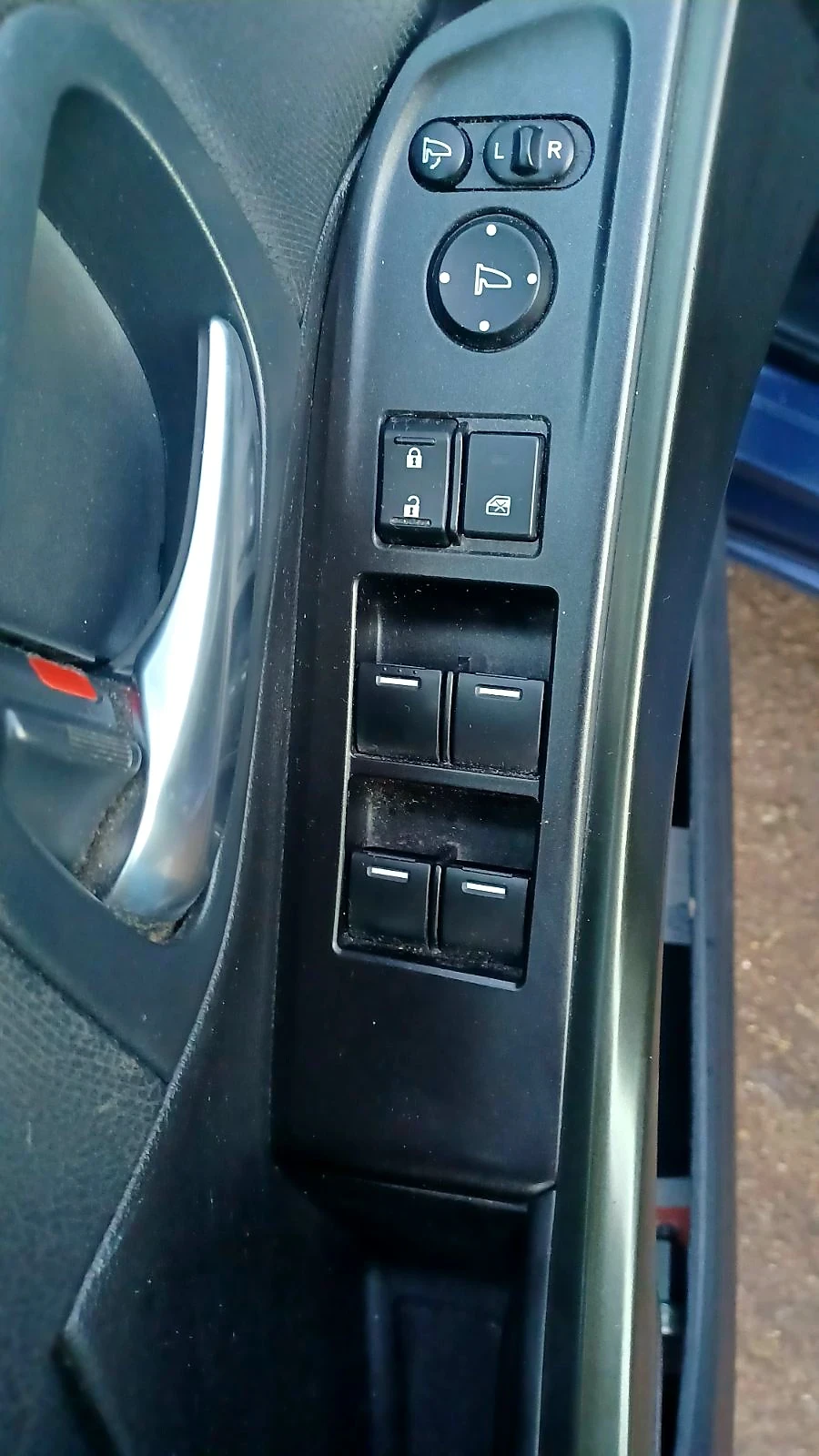 Honda Civic 1.8 I- VTEC Tourer Facelift , снимка 8 - Автомобили и джипове - 53969422