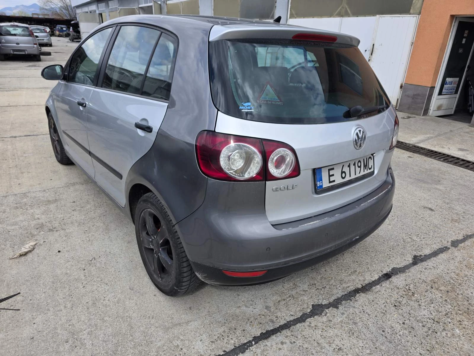 VW Golf Plus 1.9 TDI, снимка 2 - Автомобили и джипове - 53987236