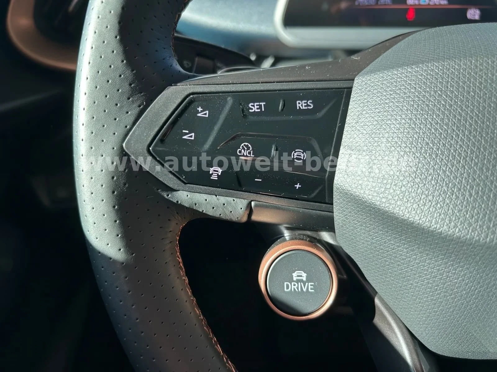 Cupra Tavascan RWD 77kWh Matrix DISTR 360* HUD Winter Pack+  PANO | Mobile.bg � ����������� 9