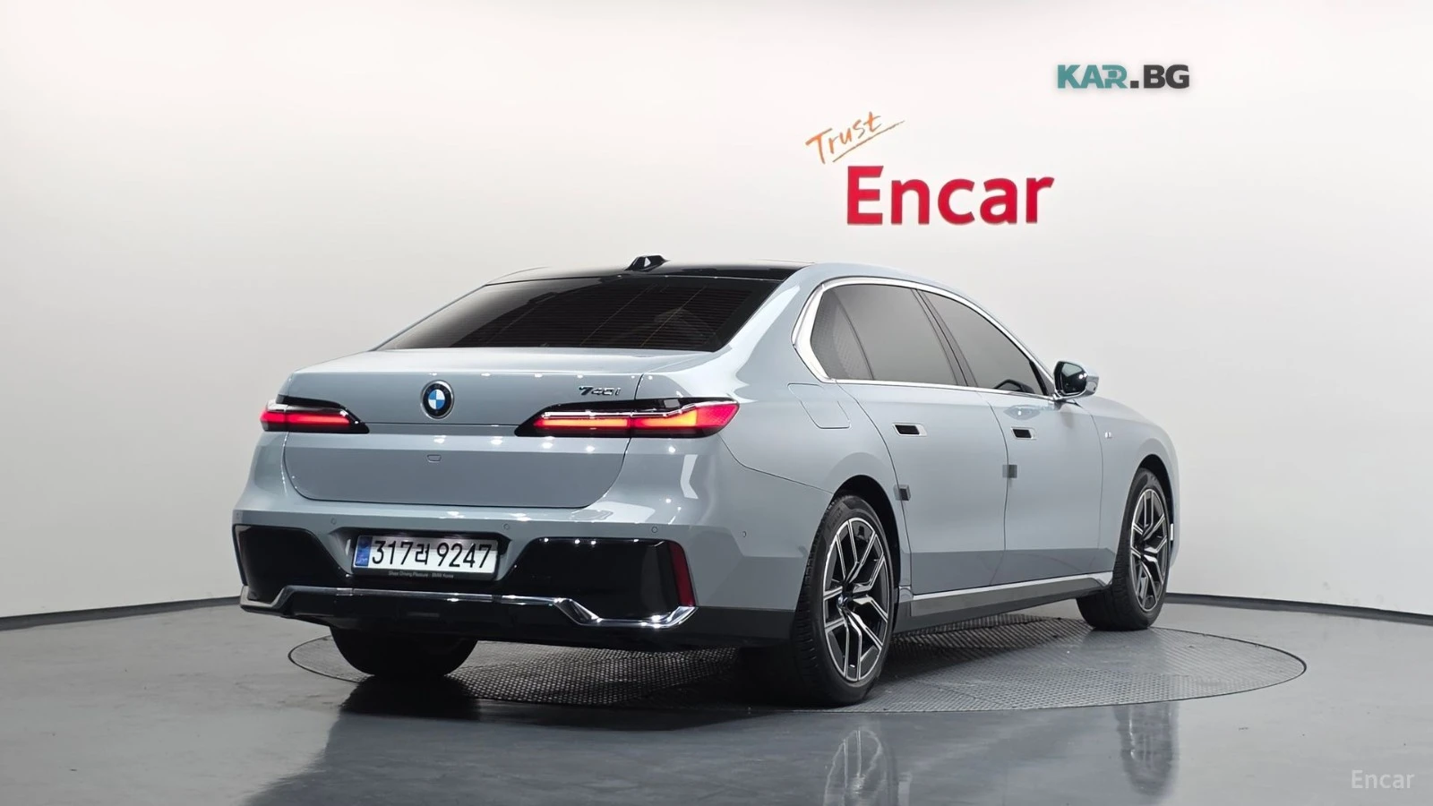 BMW 740 * M-SPORT* ПОДГРЕВ* ОБДУХВАНЕ* МАСАЖ* 360* HEAD-UP, снимка 2 - Автомобили и джипове - 54659828