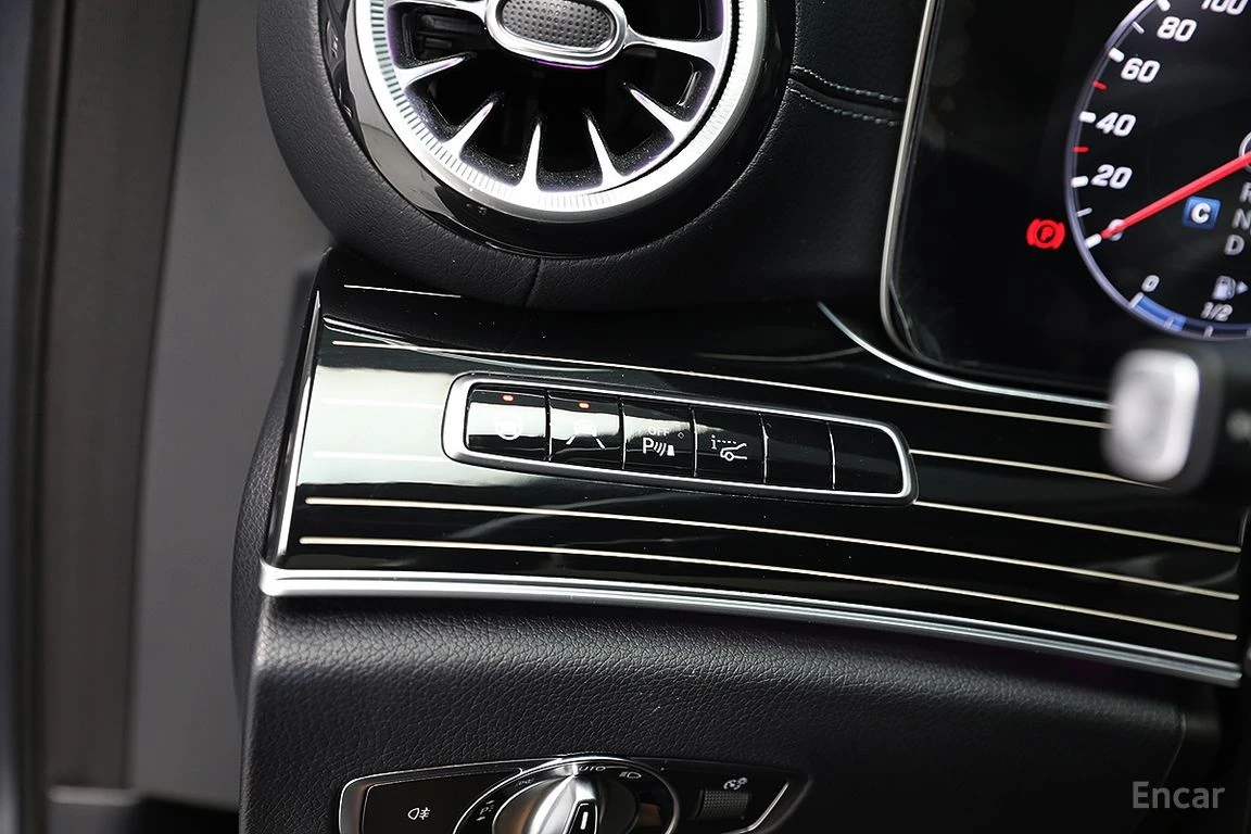 Mercedes-Benz E 450 4MATIC Exclusive* BURMESTER* 360* ХЕДЪП* DISTRONIC, снимка 8 - Автомобили и джипове - 54895160