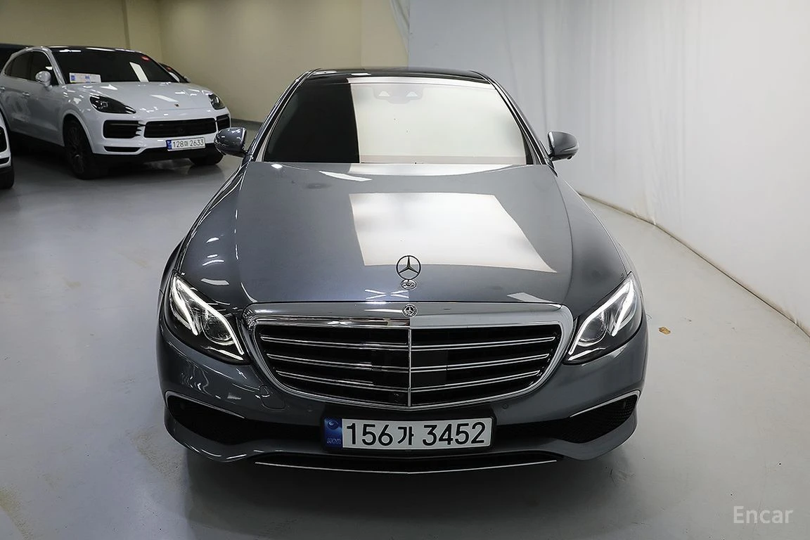 Mercedes-Benz E 450 4MATIC Exclusive* BURMESTER* 360* ХЕДЪП* DISTRONIC, снимка 5 - Автомобили и джипове - 54895160