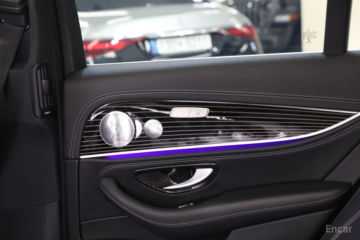 Mercedes-Benz E 450 4MATIC Exclusive* BURMESTER* 360* ХЕДЪП* DISTRONIC, снимка 15 - Автомобили и джипове - 54895160