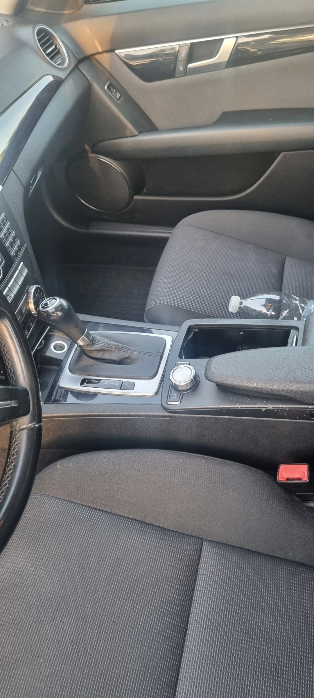 Mercedes-Benz C 180 C180, снимка 13 - Автомобили и джипове - 55081458
