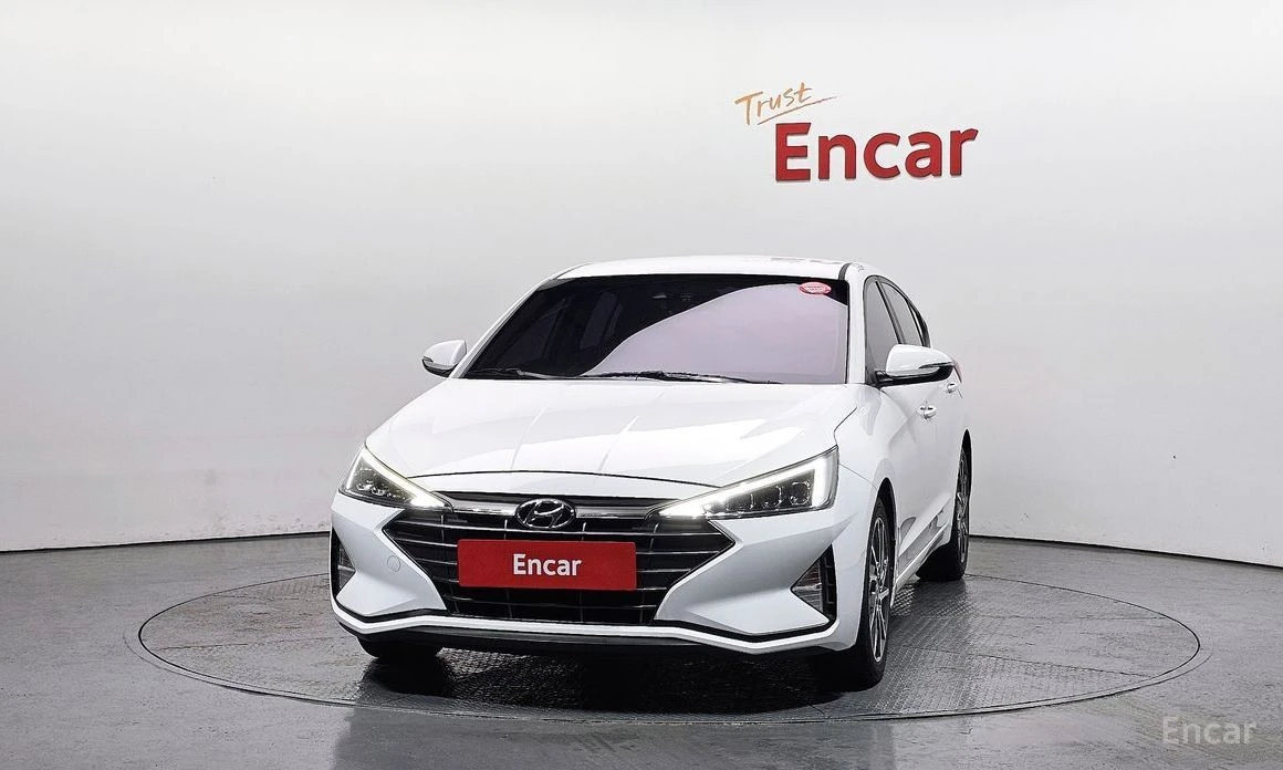 Hyundai Elantra, снимка 3 - Автомобили и джипове - 55129868