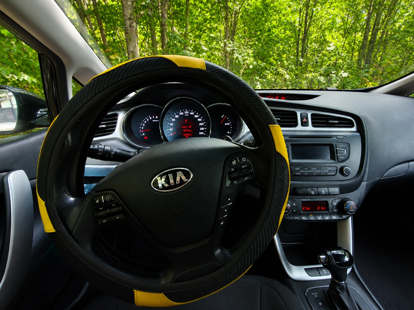 Kia Ceed 1.6 GDI, снимка 5 - Автомобили и джипове - 55415270
