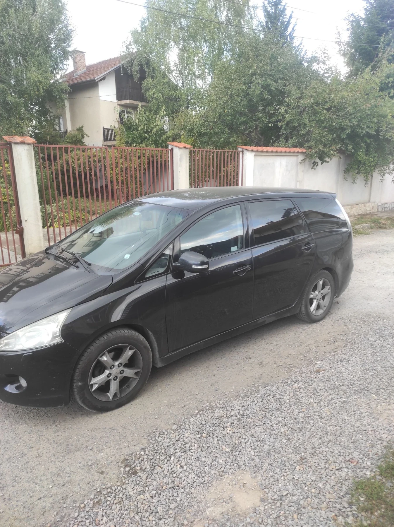 Mitsubishi Grandis 6 местен , снимка 10 - Автомобили и джипове - 55630799