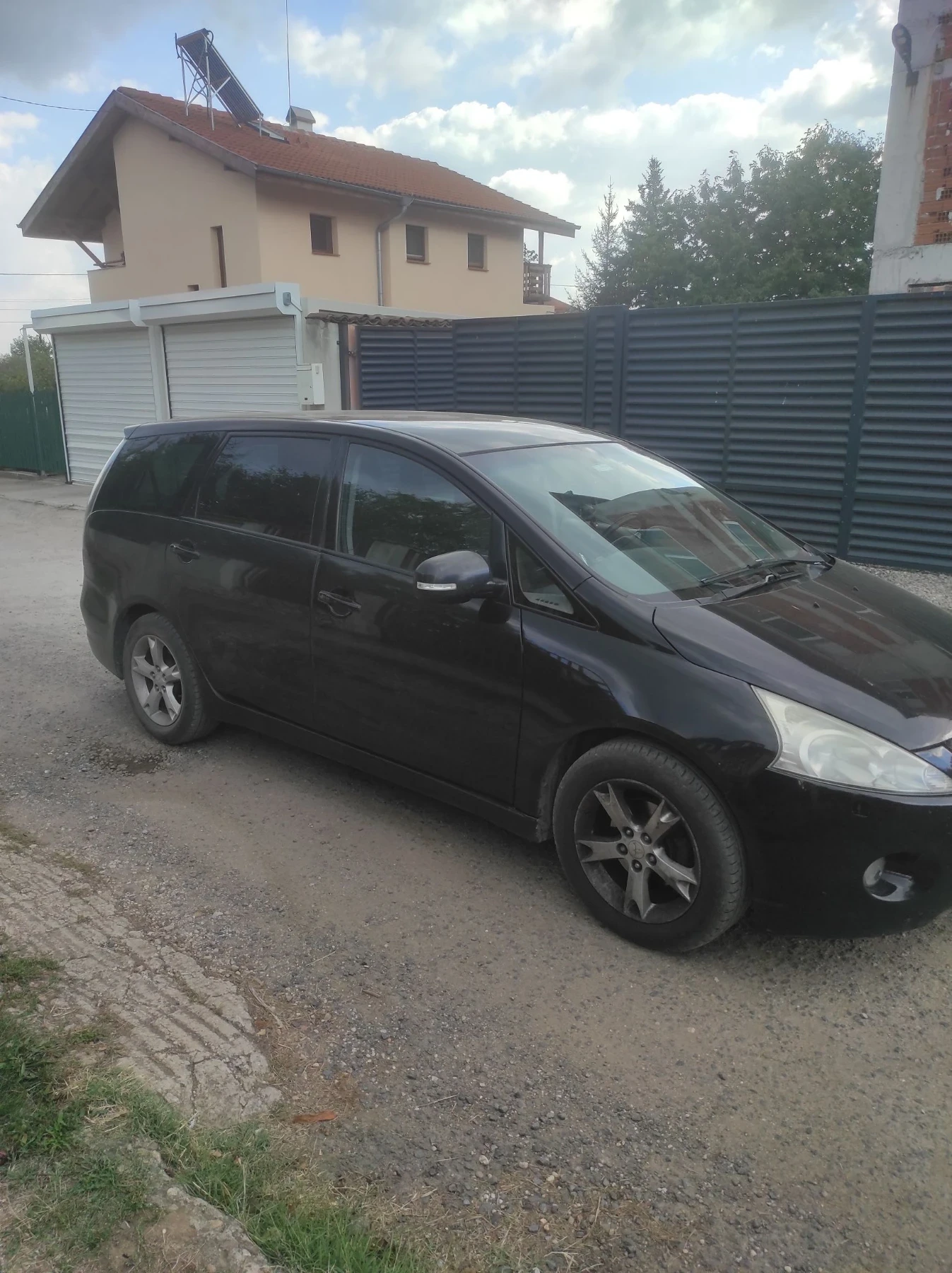 Mitsubishi Grandis 6 местен , снимка 8 - Автомобили и джипове - 55630799