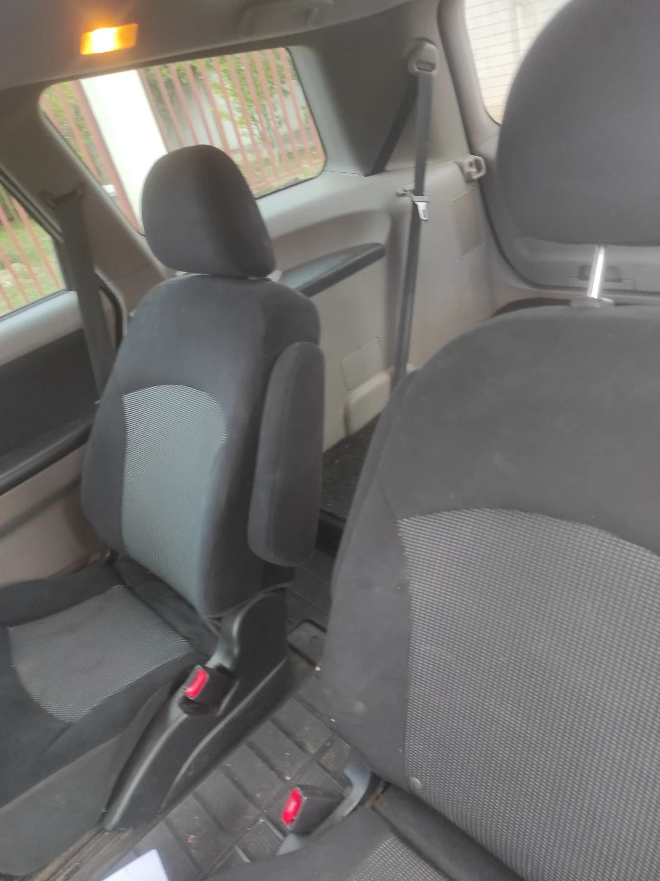 Mitsubishi Grandis 6 местен , снимка 4 - Автомобили и джипове - 55630799