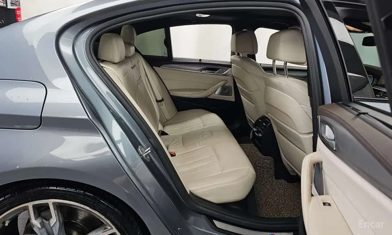 BMW 550 * xDrive * ��������� * ������ * B&O * ��������� | Mobile.bg � ����������� 12