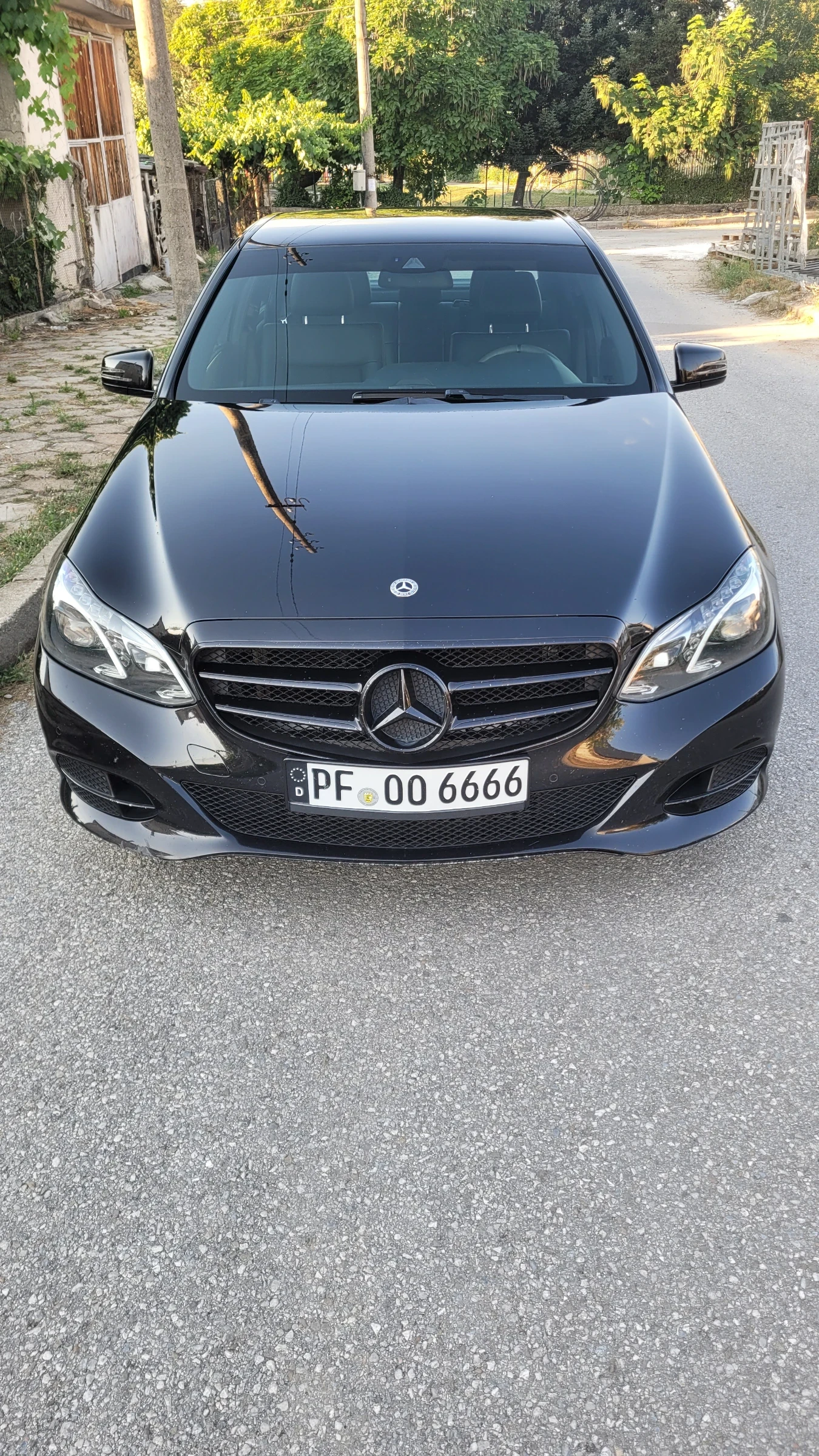 Mercedes-Benz E 220