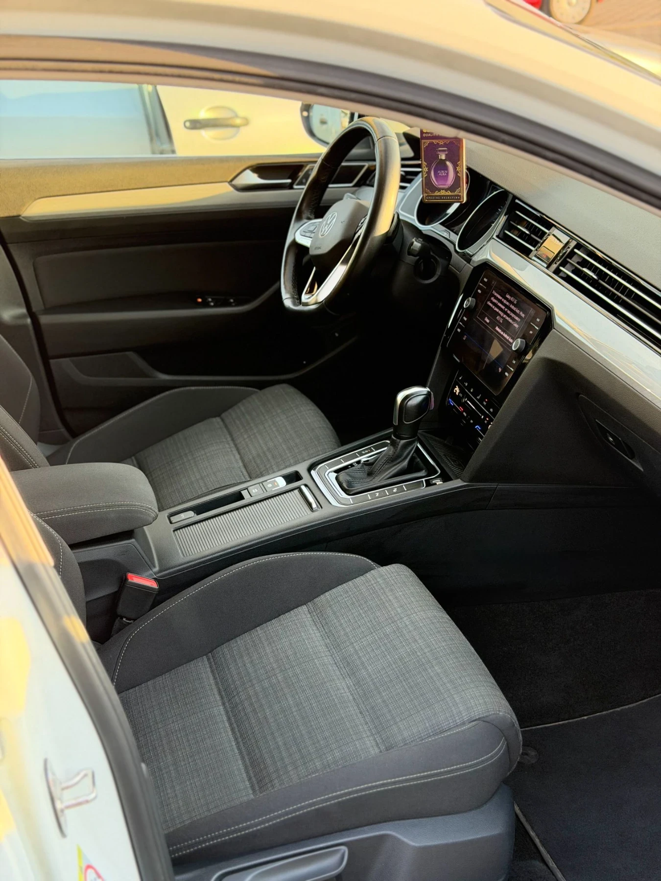 VW Passat 2.0TDI 150кс DSG, снимка 8 - Автомобили и джипове - 56165174