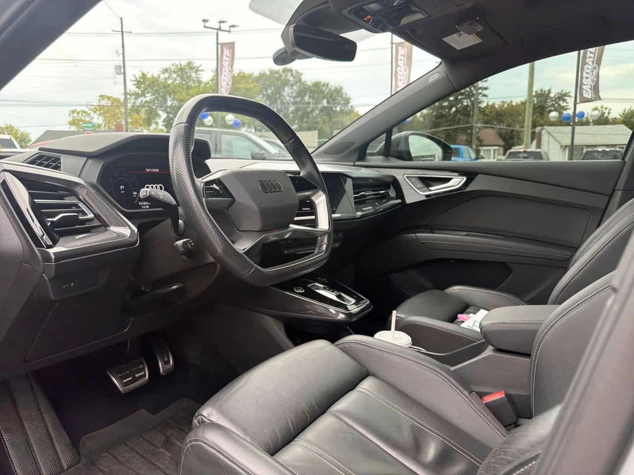 Audi E-Tron Q4 Quattro Progressiv  CARFAX, снимка 5 - Автомобили и джипове - 56324577