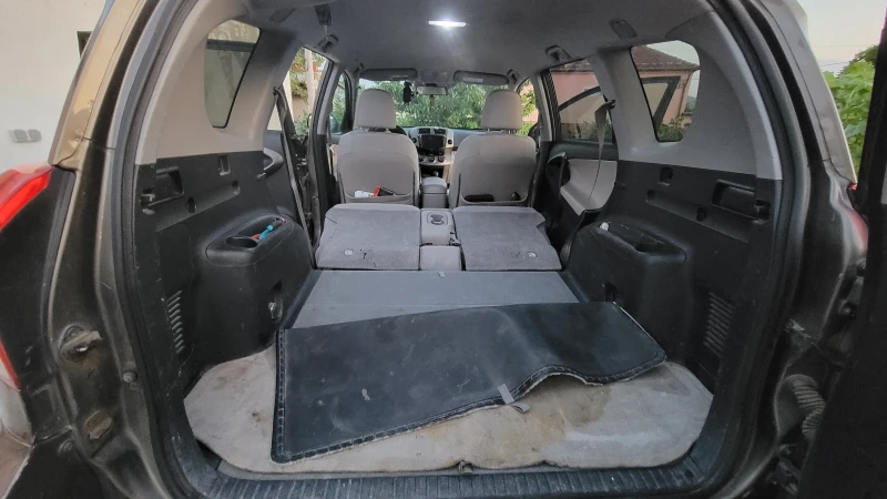 Toyota Rav4 2.5 /газ, снимка 12 - Автомобили и джипове - 51034412