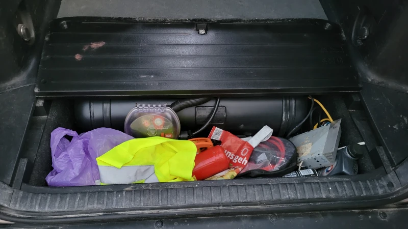 Toyota Rav4 2.5 /газ, снимка 11 - Автомобили и джипове - 51034412