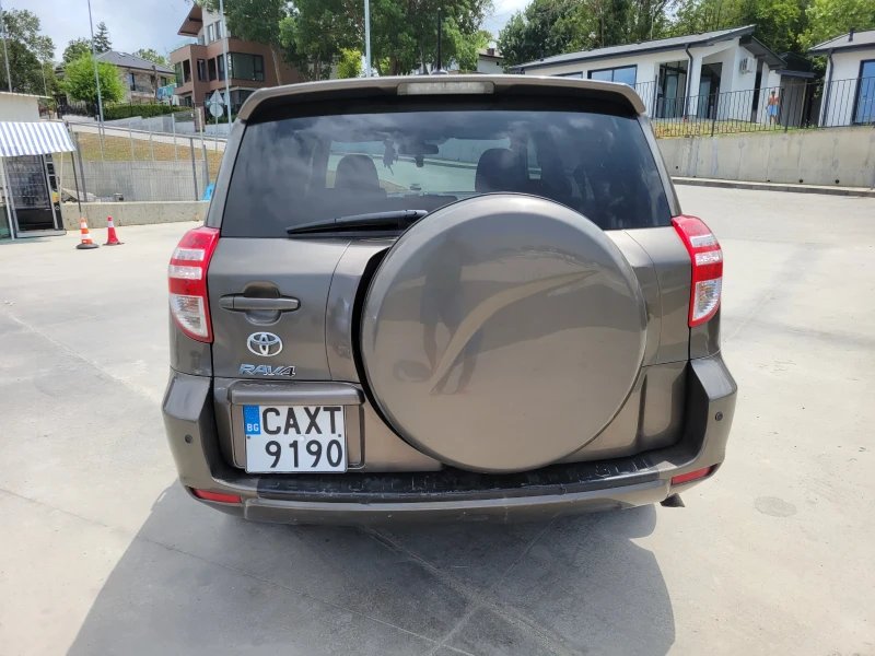 Toyota Rav4 2.5 /газ, снимка 6 - Автомобили и джипове - 51034412