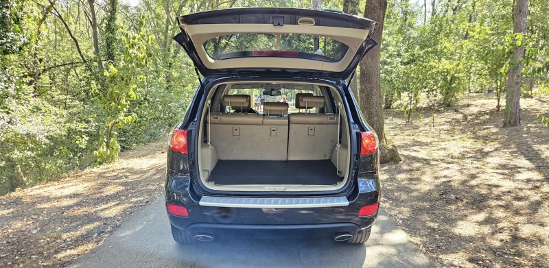 Hyundai Santa fe 2.0 CRDI - Автомат, Кожа, 4WD, 7 места-Перфектен!, снимка 11 - Автомобили и джипове - 52314066