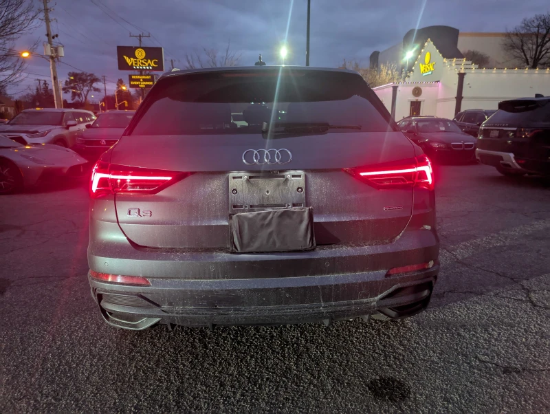 Audi Q3 Progressiv * * CARFAX * * АВТО КРЕДИТ * * , снимка 5 - Автомобили и джипове - 52755873