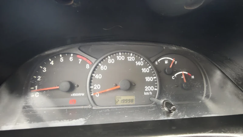 Suzuki Grand vitara, снимка 13 - Автомобили и джипове - 53209232