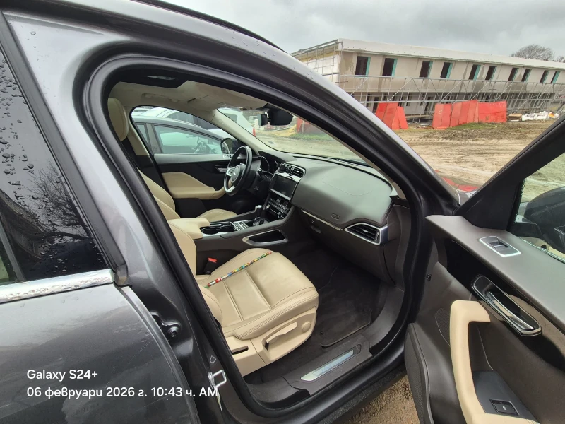 Jaguar F-PACE, снимка 9 - Автомобили и джипове - 53379273