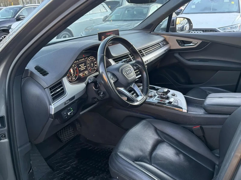 Audi Q7 * S-LINE* ОБДУХВАНЕ* 360 КАМЕРИ* ПАНОРАМА* , снимка 10 - Автомобили и джипове - 53483741