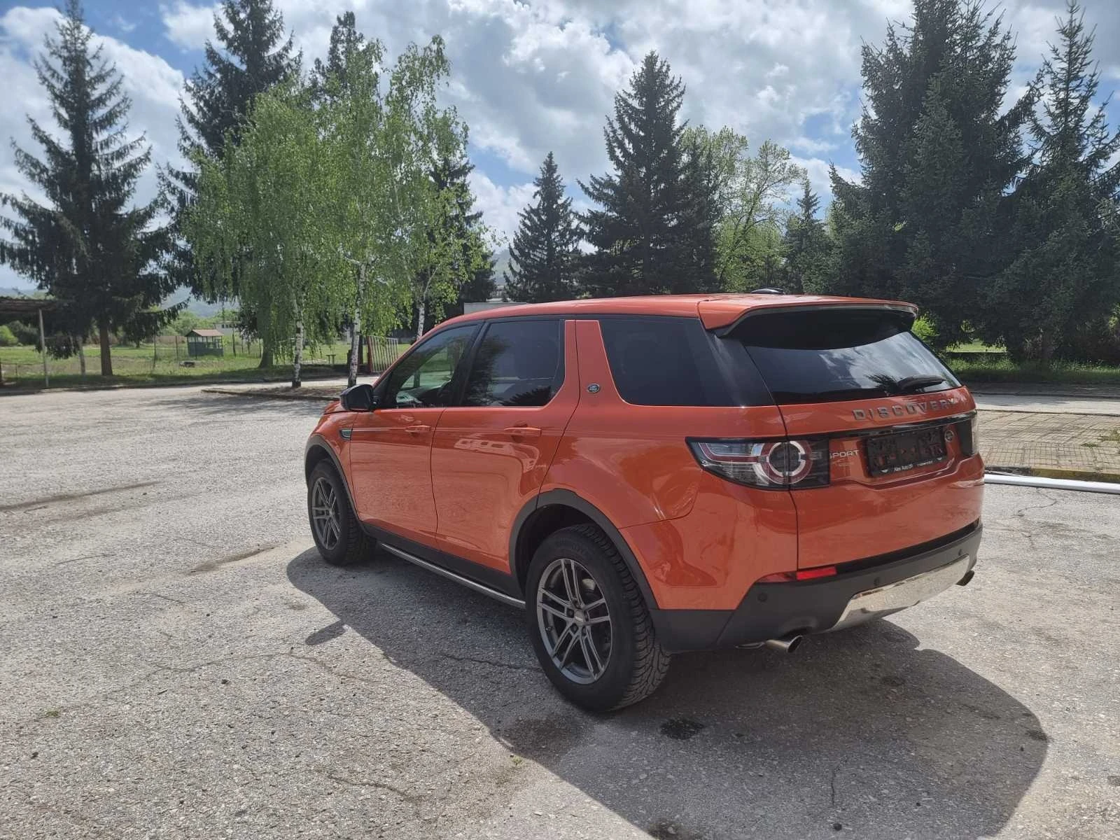 Land Rover Discovery Sport 2.0D / 9 с.к. - изображение 5