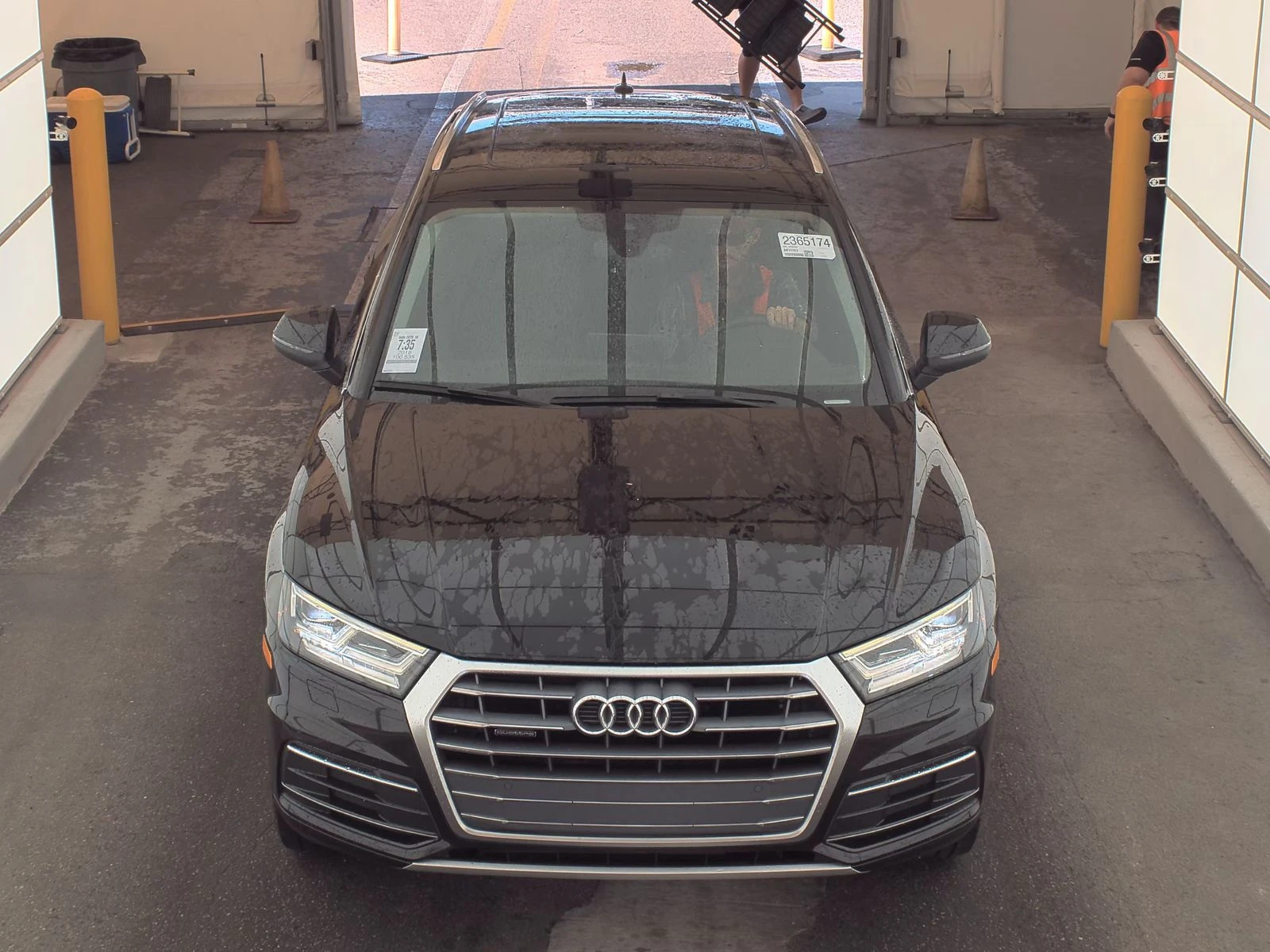 Audi Q5 Premium Plus Обдух* Диг.табло* М.Точка* Щори* Пано - изображение 2