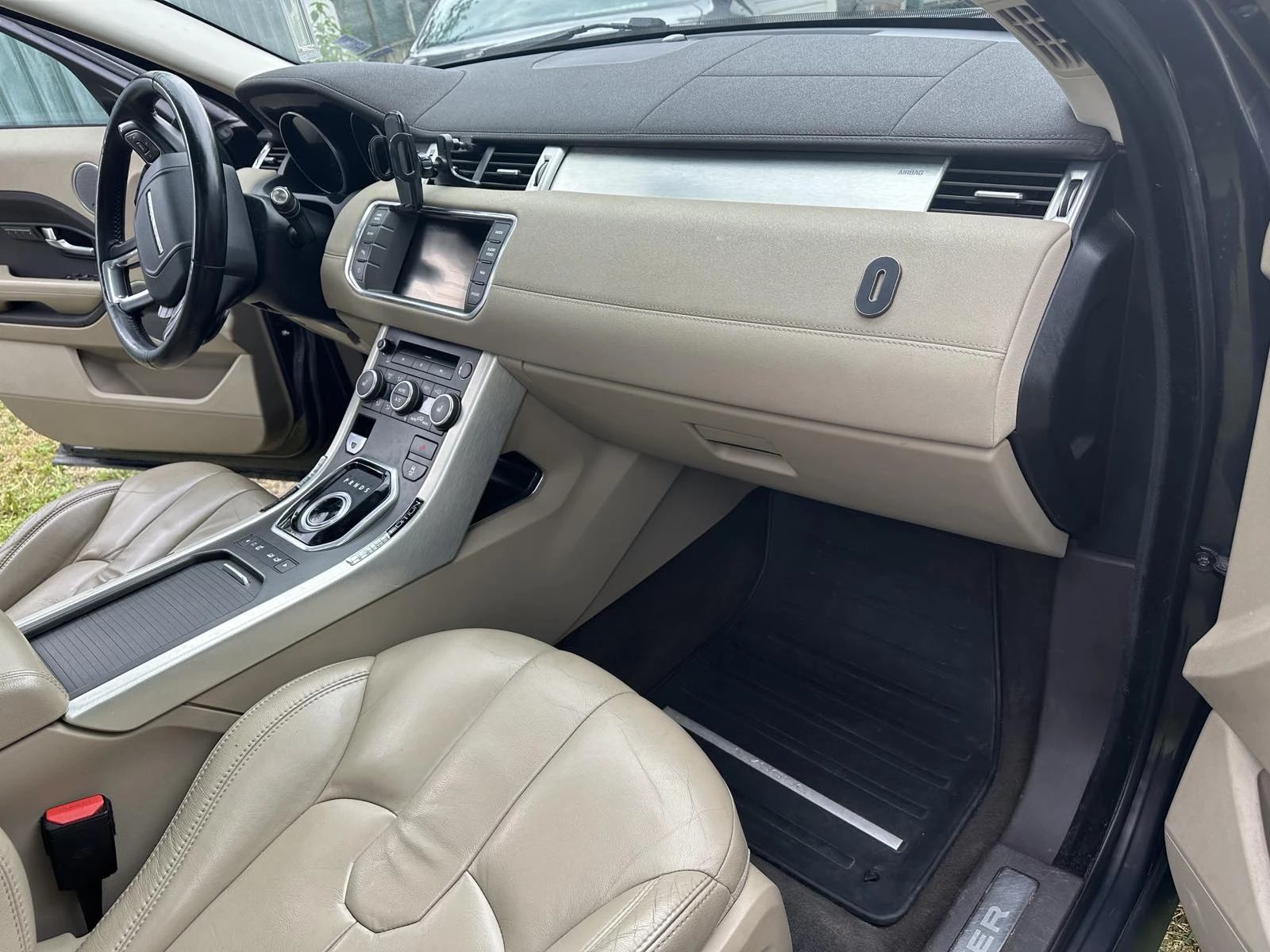 Land Rover Range Rover Evoque Pure AWD - изображение 7