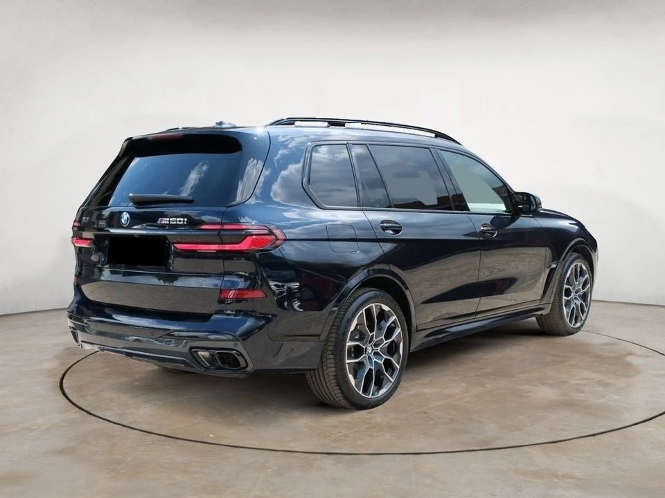 BMW X7 M60i/xDrive/EXCLUSIV/B&W/ICONIC GLOW/PANO/360/HUD/ - изображение 6