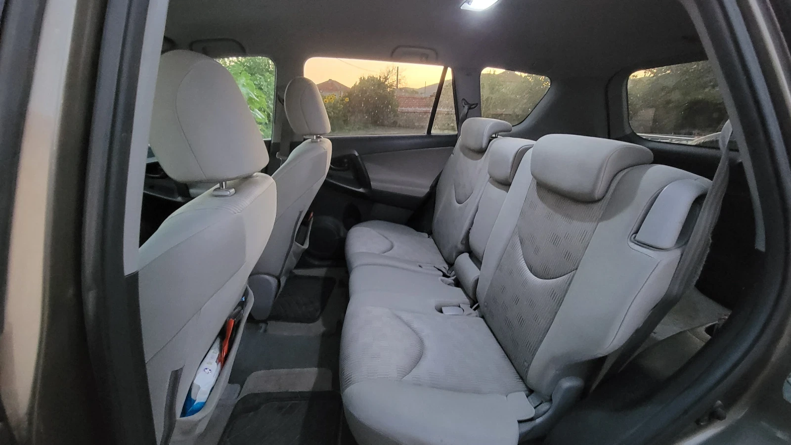 Toyota Rav4 2.5 - изображение 10