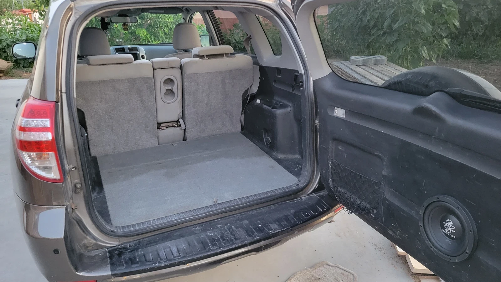 Toyota Rav4 2.5 - изображение 9