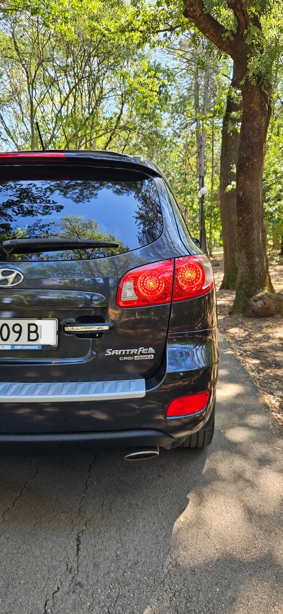 Hyundai Santa fe 2.0 CRDI - Автомат, Кожа, 4WD, 7 места-Перфектен! - изображение 9