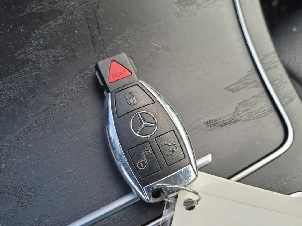 Mercedes-Benz GLC 300 * CARFAX * БЕЗ ПЪРВОНАЧАЛНА ВНОСКА - изображение 7