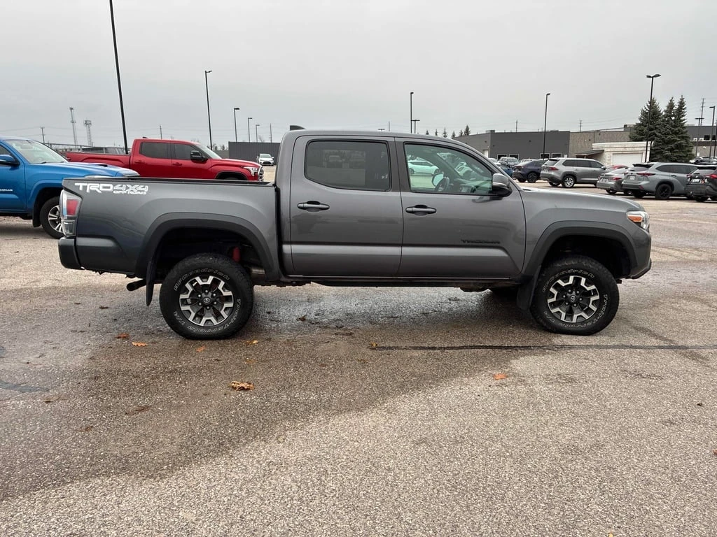 Toyota Tacoma * 4X4 DOUBLE CAB SB * CARFAX * ФИНАНСИРАНЕ  - изображение 4