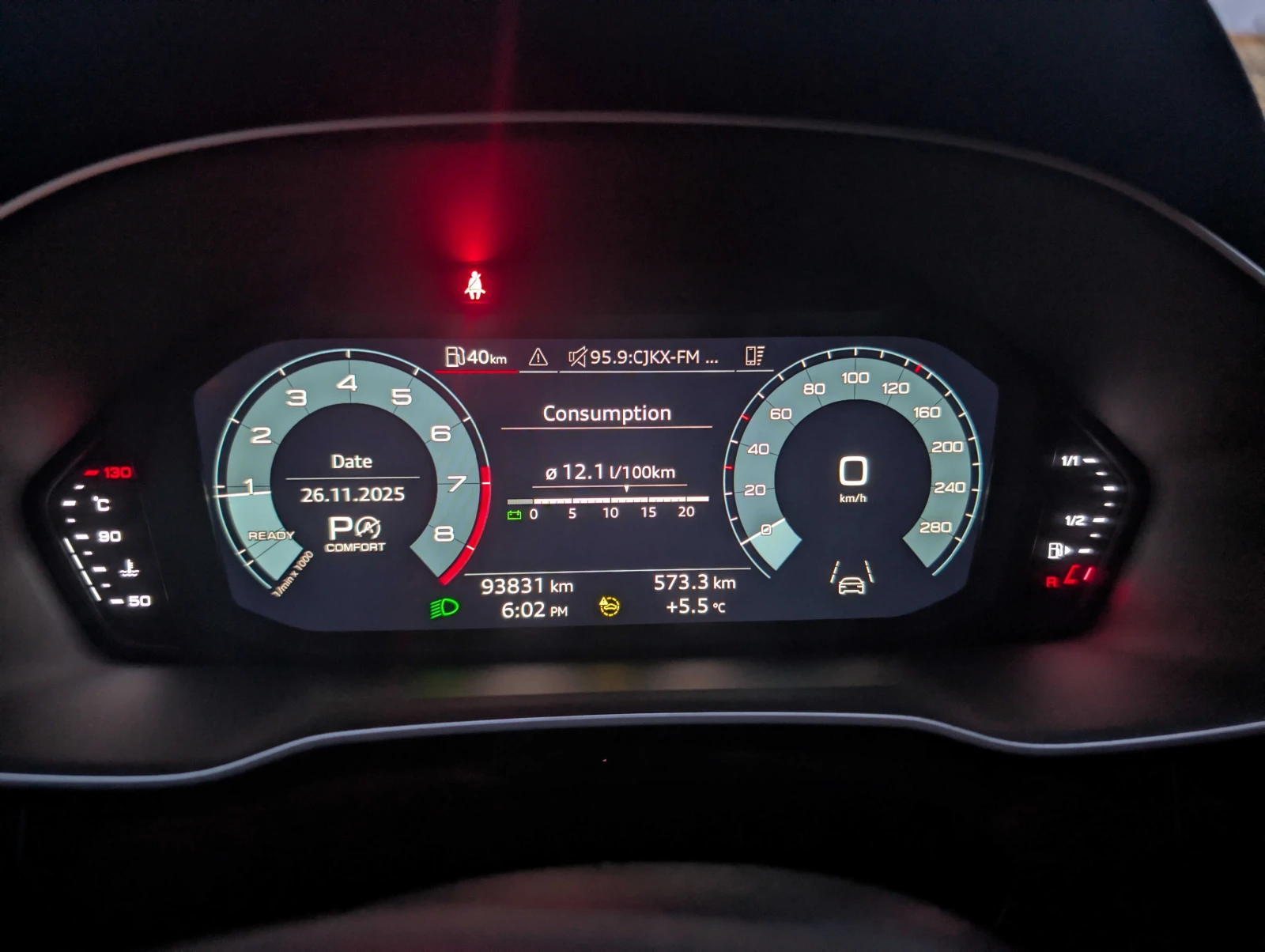 Audi Q3 Progressiv * * CARFAX * *   * *  | Mobile.bg   9