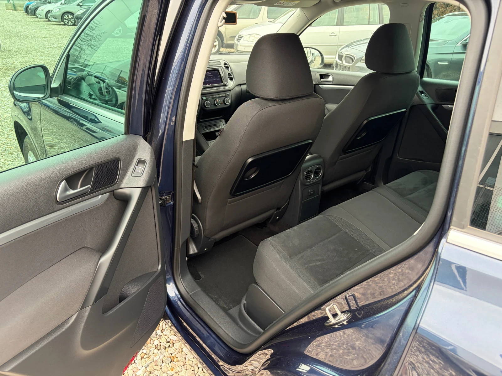 VW Tiguan 2.0 TDI AUTOMAT NAVI - изображение 8