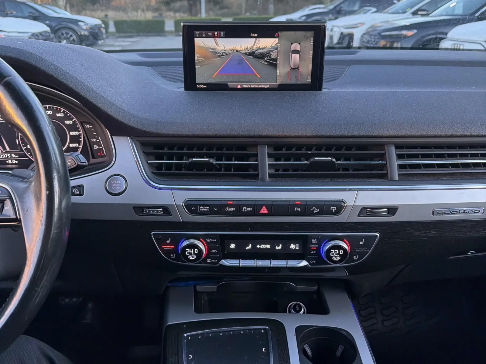 Audi Q7 * S-LINE* ОБДУХВАНЕ* 360 КАМЕРИ* ПАНОРАМА*  - изображение 8