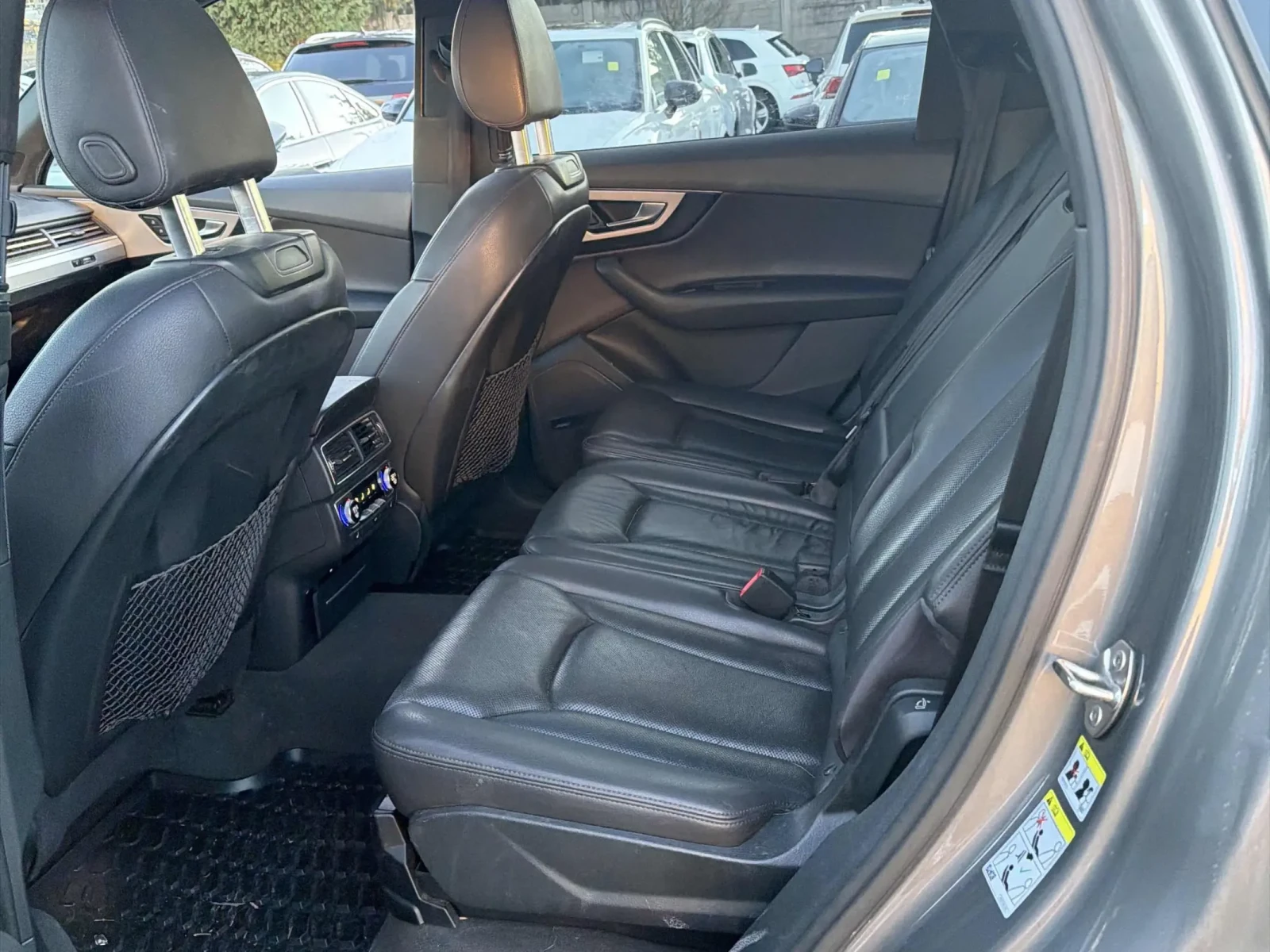 Audi Q7 * S-LINE* ОБДУХВАНЕ* 360 КАМЕРИ* ПАНОРАМА*  - изображение 7