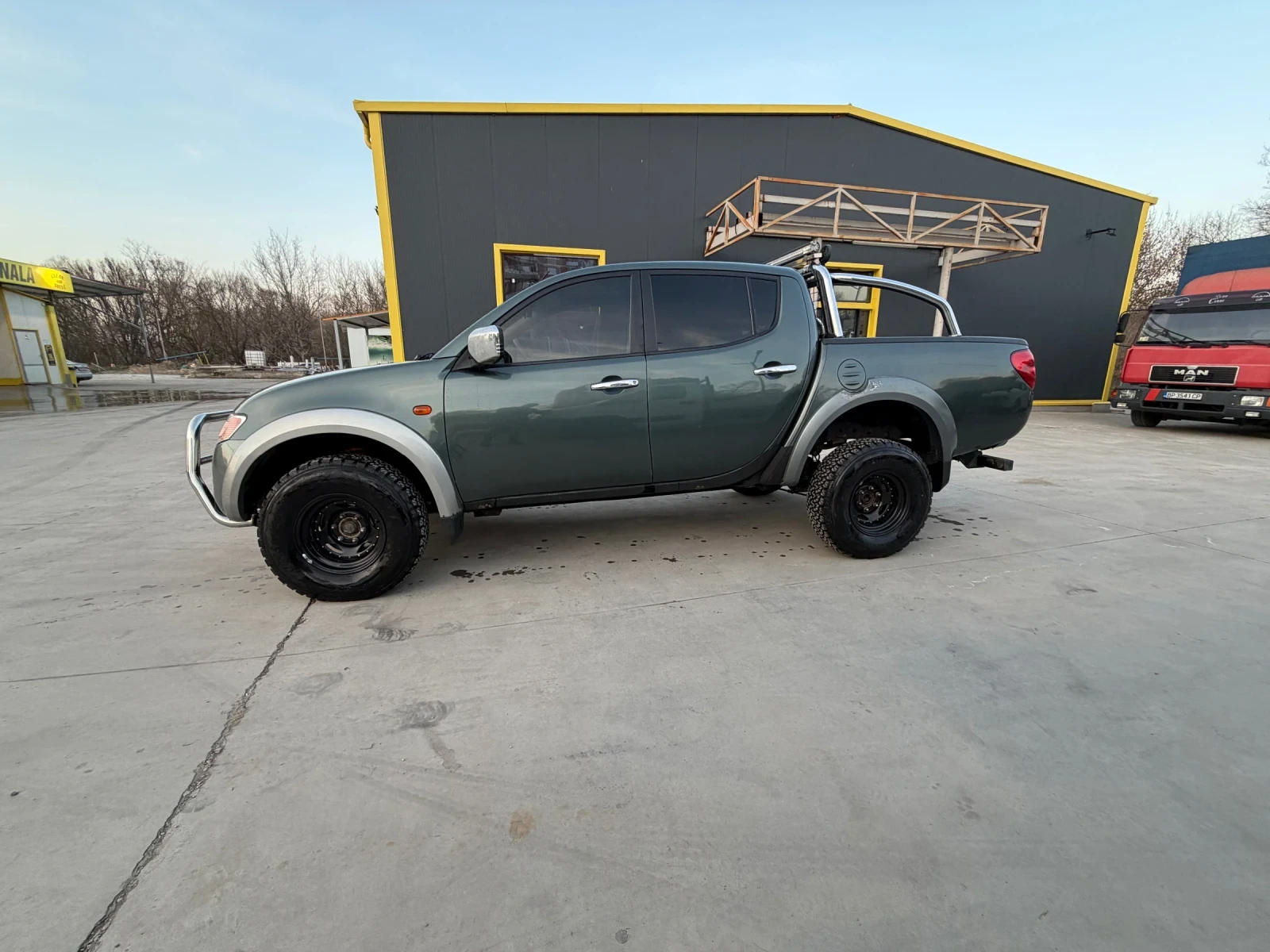 Mitsubishi L200, снимка 4 - Автомобили и джипове - 53832741