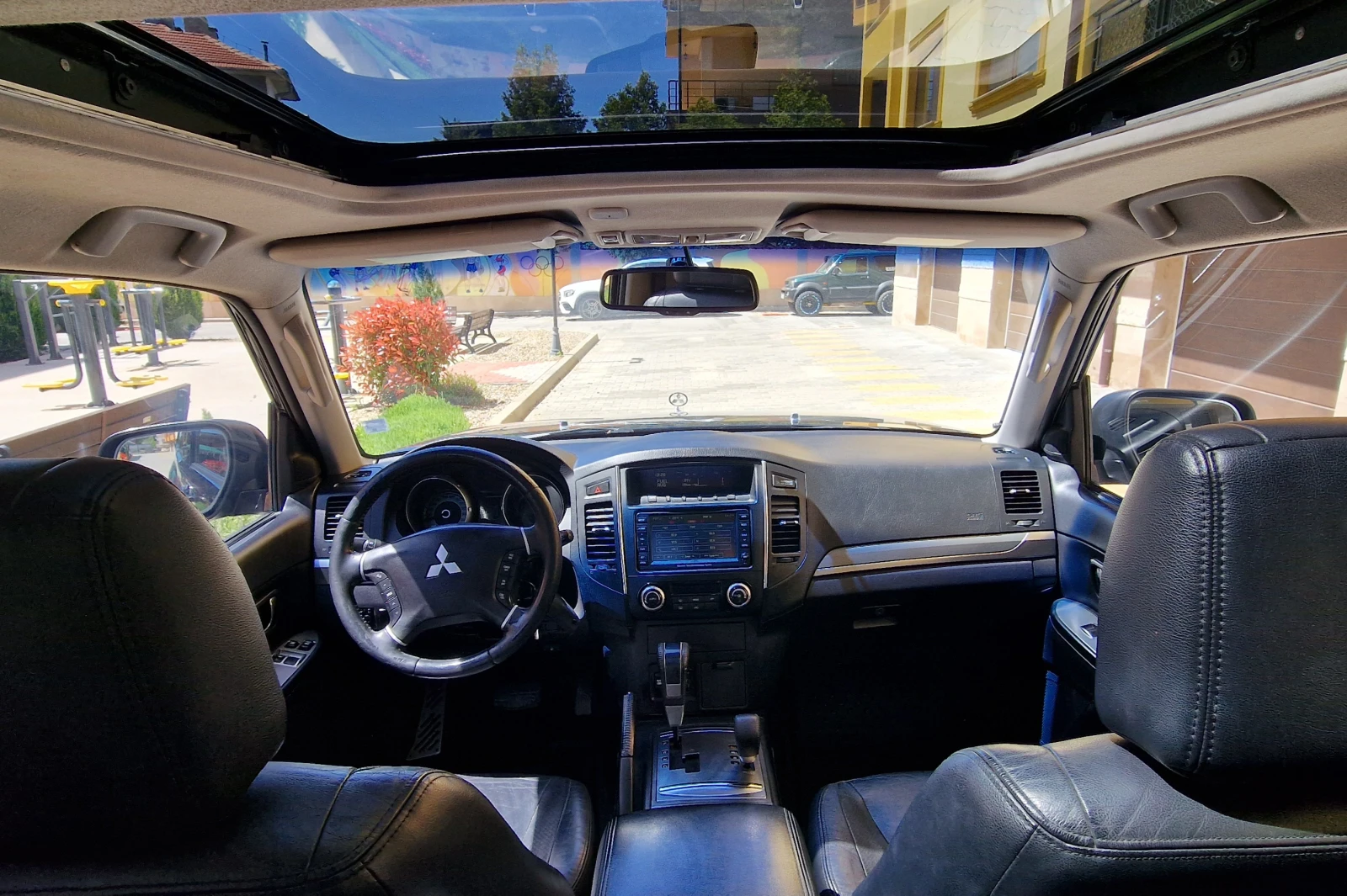 Mitsubishi Pajero 2-3 врати, снимка 15 - Автомобили и джипове - 54209780