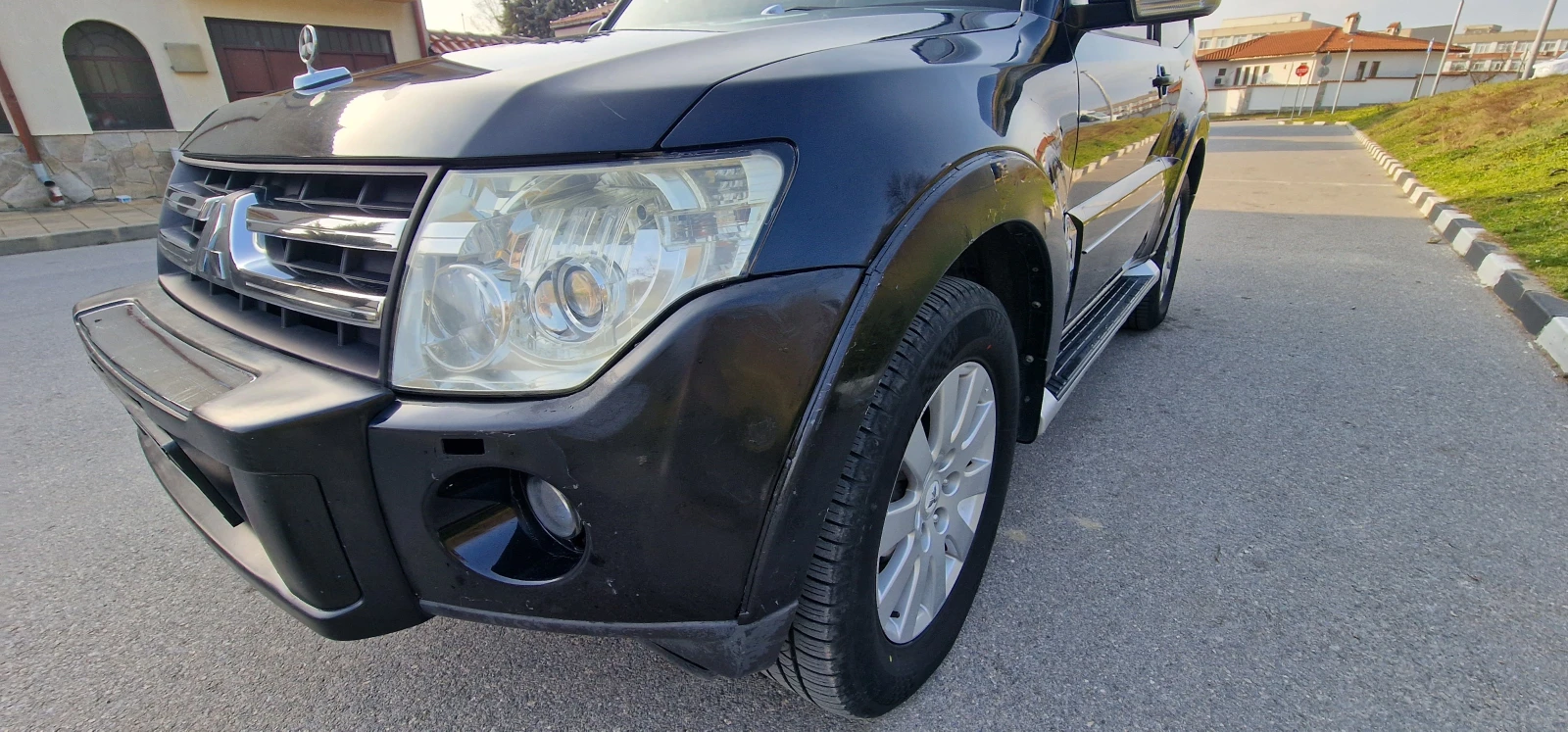 Mitsubishi Pajero 2-3 врати, снимка 3 - Автомобили и джипове - 53894574