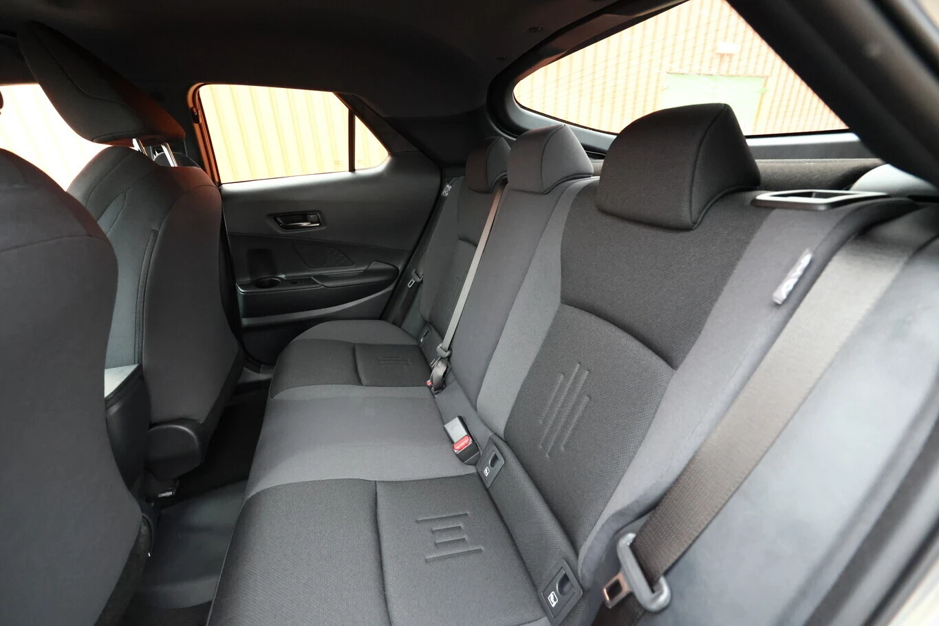 Toyota C-HR, снимка 9 - Автомобили и джипове - 54036211