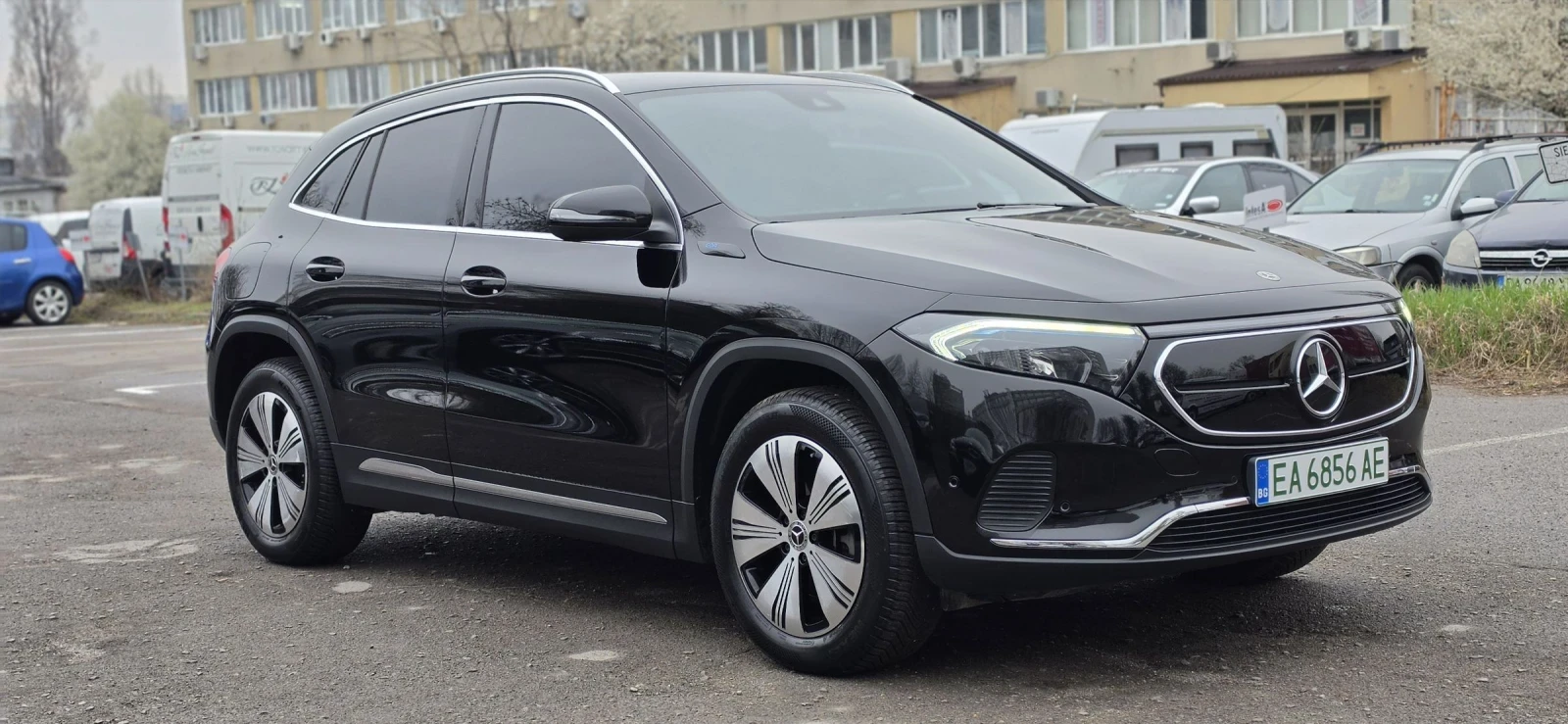 Mercedes-Benz EQA, снимка 3 - Автомобили и джипове - 54054576