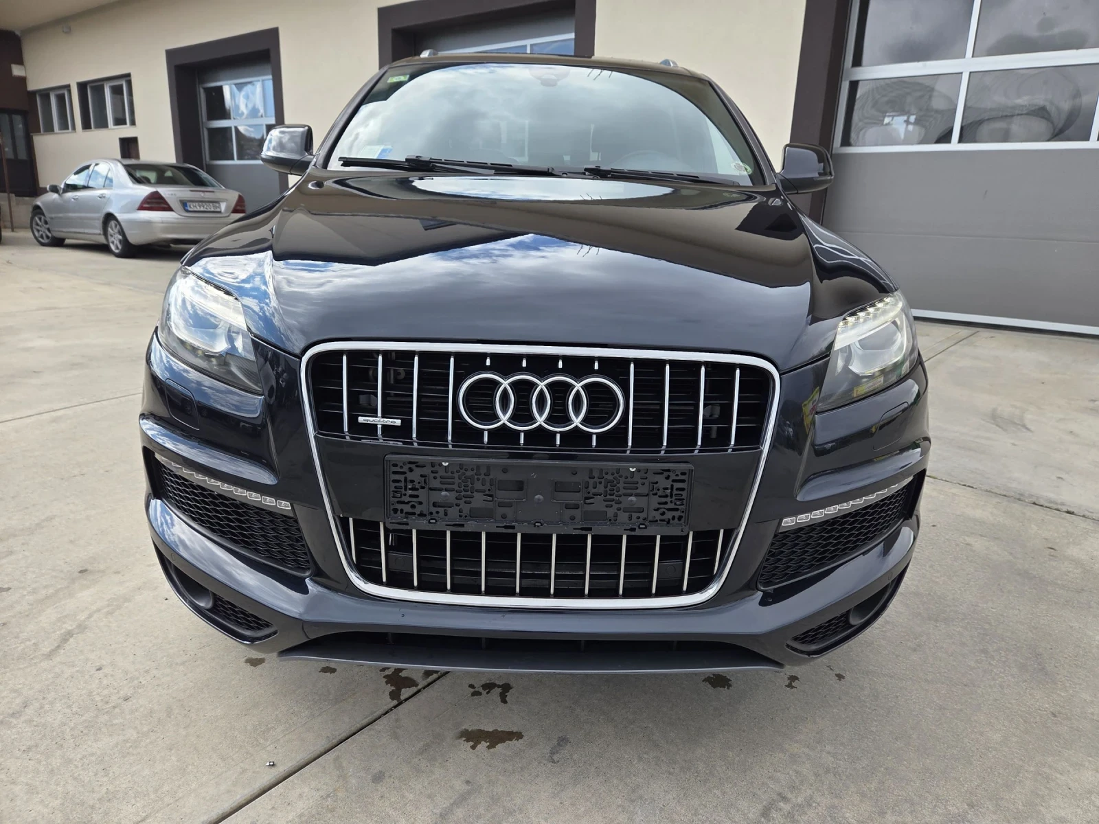 Audi Q7 S LINE! ДИСТРОНИК! ПАНОРАМА! ТОП ТОП, снимка 12 - Автомобили и джипове - 54084784